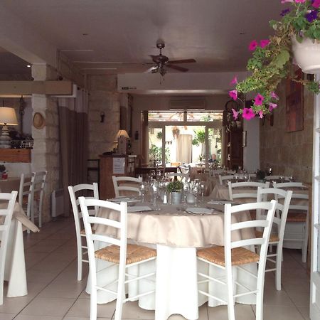 Hotel Restaurant Le Provencal Le Grau-du-Roi Dış mekan fotoğraf