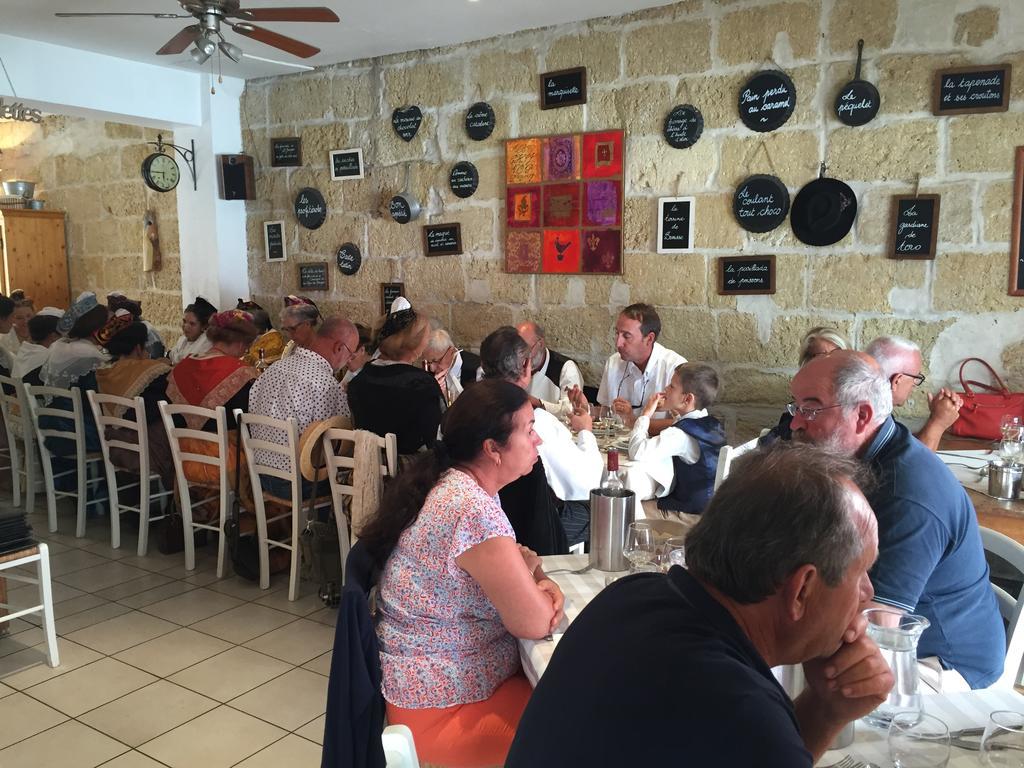 Hotel Restaurant Le Provencal Le Grau-du-Roi Dış mekan fotoğraf